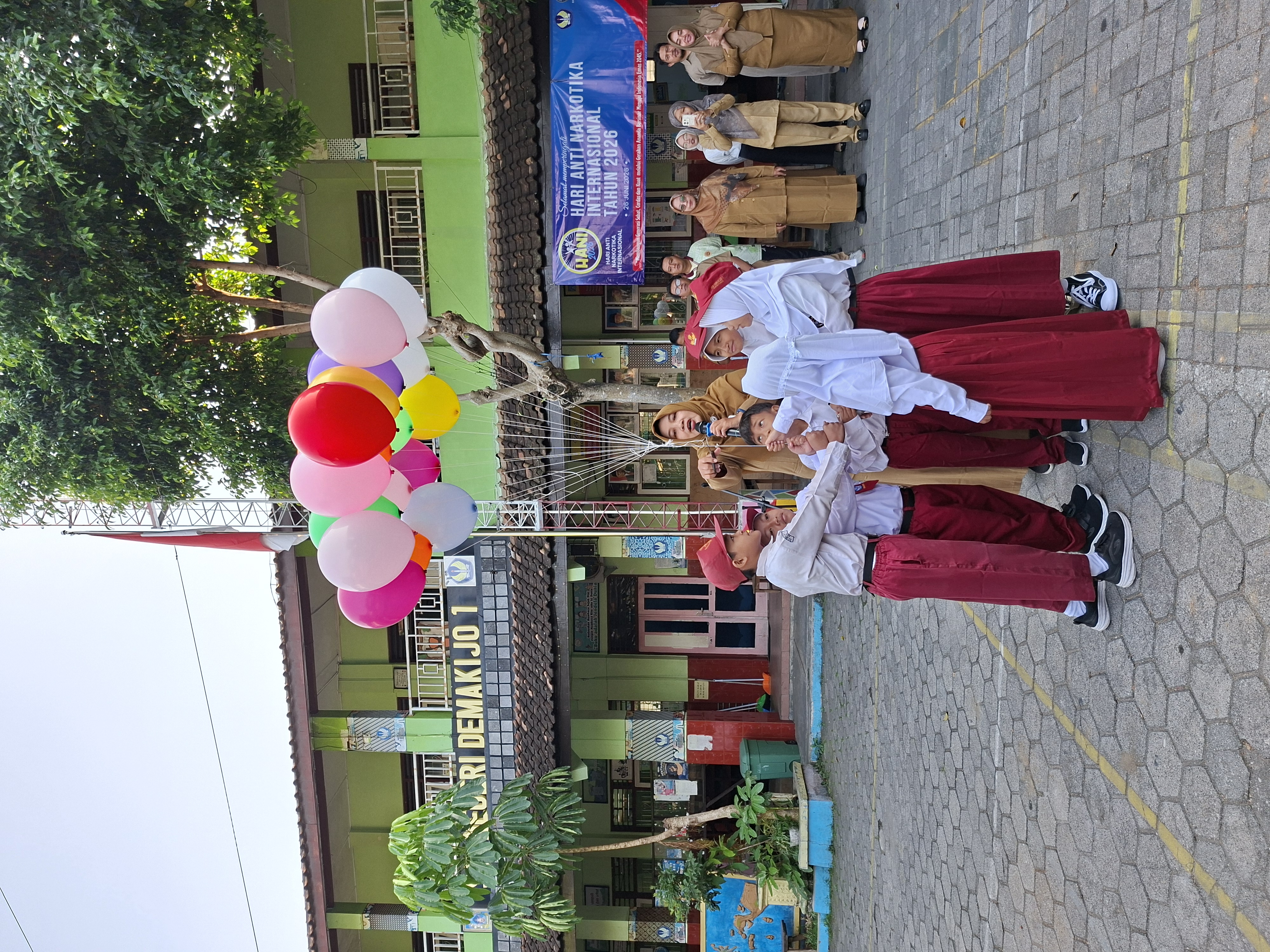 Penuh Ceria dan Tawa, Wajah Baru Siswa Kelas 1 Warnai Hari Pertama MPLS di SD Negeri Demakijo 1